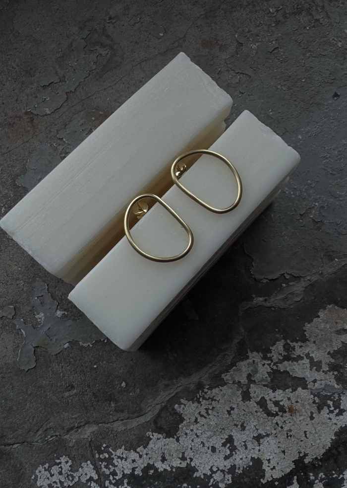 THE OVAL ONES