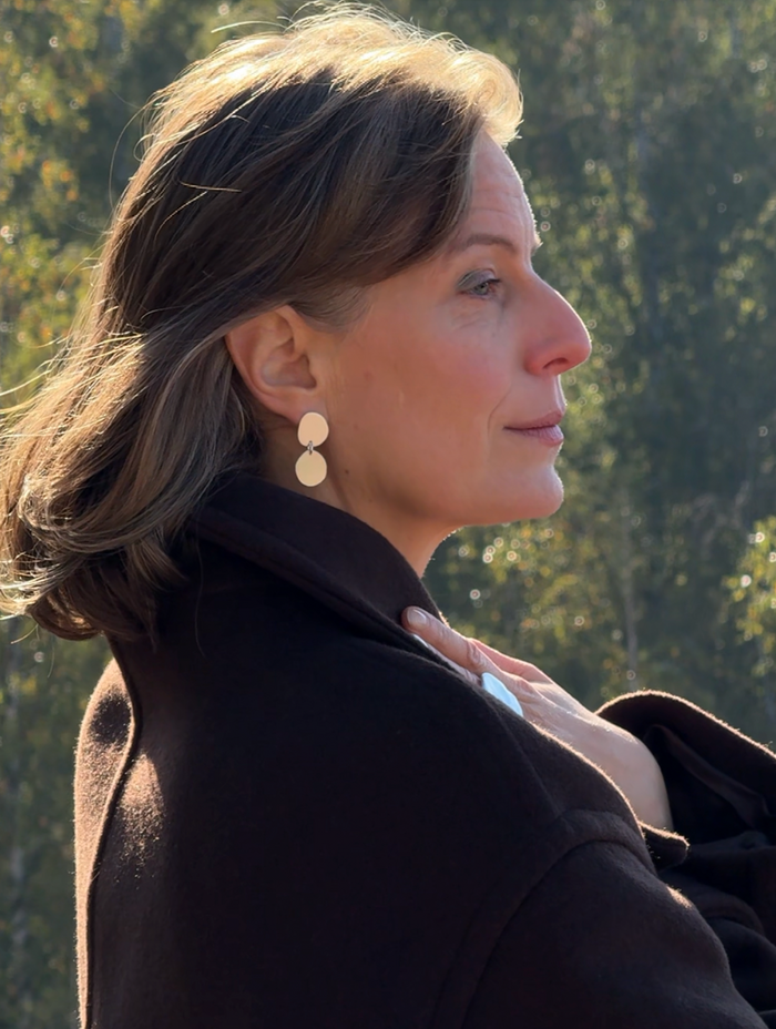 THE DOUBLE FLAT ORGANIC EARRINGS